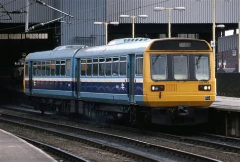 British Rail 142048 Class 142 Pacer Dmu Railway Photo £1 05 Picclick Uk