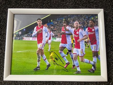 AFC Ajax - Edson Alvarez - Signed Photo With COA - Catawiki