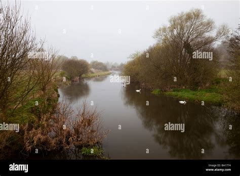 Dorset Stour River Bridge Hi Res Stock Photography And Images Alamy