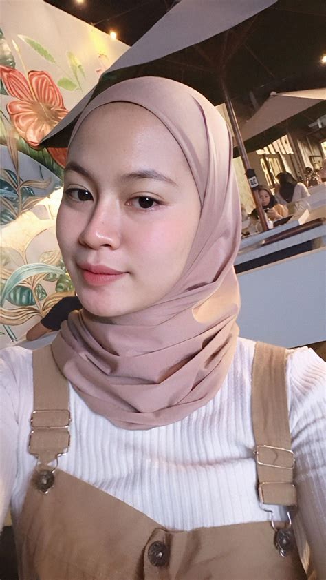 Pin Oleh Danny Di Womn Wajah Gadis Gaya Hijab Gaya Wanita