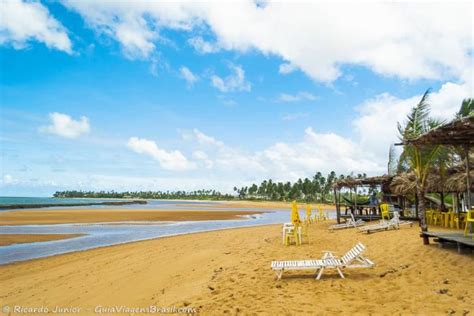 Praias da Barra de Santo Antônio Veja dicas das melhores praias