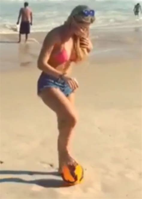 Ex Bbb Aline Curte Dia Na Praia E Mostra Novas Pr Teses