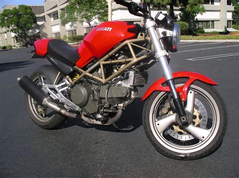 1999 Ducati Monster M750 Motozombdrivecom