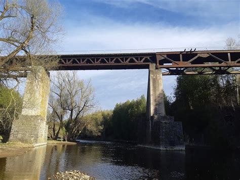 Trestle Bridge Trail Bridge (Fergus Railway Bridge) - HistoricBridges.org