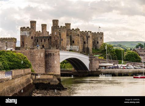 Conway Castle And Bridge North Wales Stock Photo Alamy