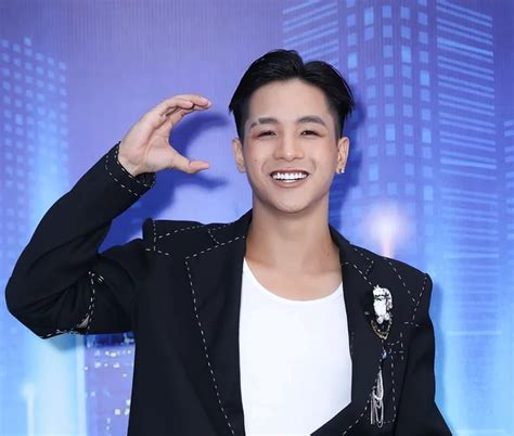 weeza la ai tieu su doi tu va su nghiep