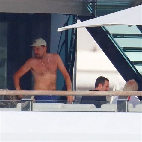 Leonardo DiCaprio Con El Torso Desnudo En Un Yate En Cannes Torsos