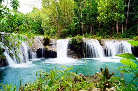 Cambugahay Falls - Beautiful tourist spot in the world