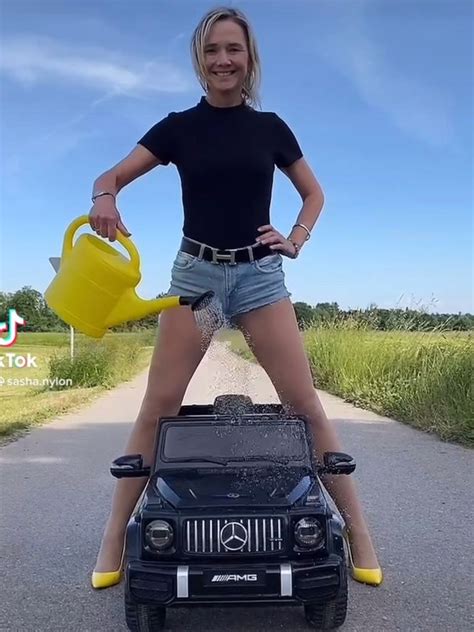 Sasha Nylon Tiktok