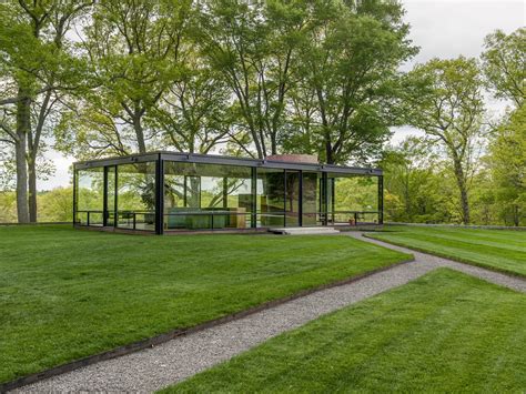 The Glass House - Connecticut Art Trail