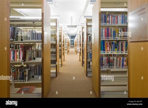 Library reading room Stock Photo - Alamy