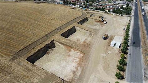 Hatay Kırıkhan a kalıcı konutlar için ilk kazma vuruldu