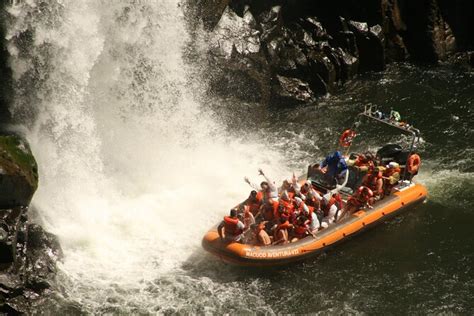 Braziliaanse Watervallen Met Macuco Safari Boat Aangeboden Door Tangol