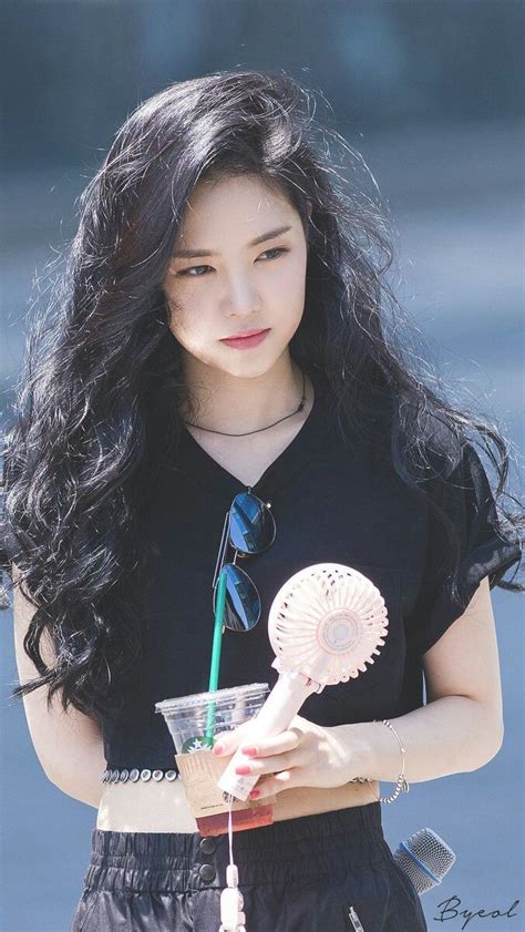 Pin By Suyeong Jang On Son Naeun Apink Naeun Cute Asian Girls Asian