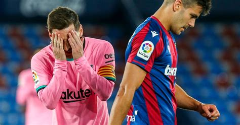 Primera Division Barcelona Patzt Im Titelrennen Trotz F Hrung