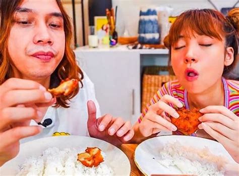 Keseruan Gerry Girianza Dan Bella Tanesia Saat Mukbang Makanan Pedas