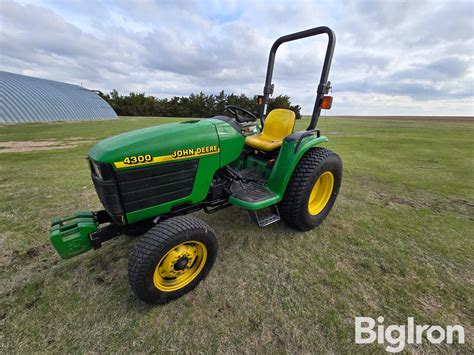 1998 John Deere 4300 2wd Compact Utility Tractor Bigiron Auctions