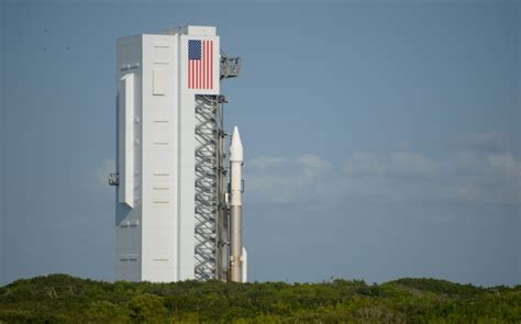 Nasa Lança Sua Primeira Missão Para Coletar Poeira De Asteroide IstoÉ Independente