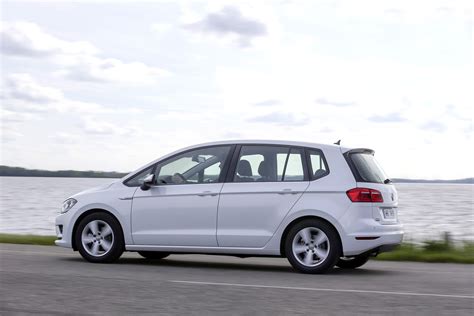 Volkswagen Reveals Golf Sportsvan TSI BlueMotion With 1 Liter Engine