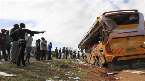 Head On Collision Between Bus And Lorry Kills 3 Injures 51 Others In