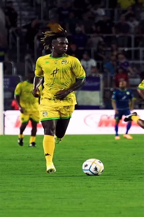 Faktabola On Twitter Vinicius Dengan Style Rambut Baru Nya