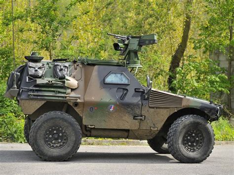 32 best Panhard VBL images on Pinterest | Army vehicles, Military ...