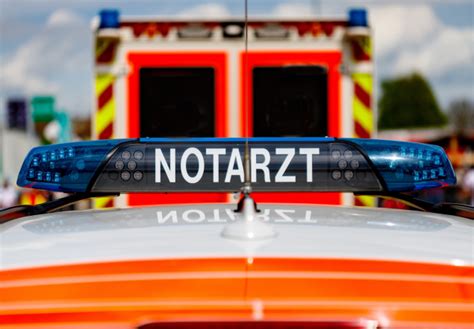 T Dlicher Unfall Mopedfahrer Stirbt Bei Frontal Crash Exxpress