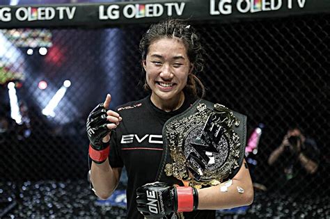 Angela-Lee-Youngest-ever-MMA-World-Champion-ONE-Championship