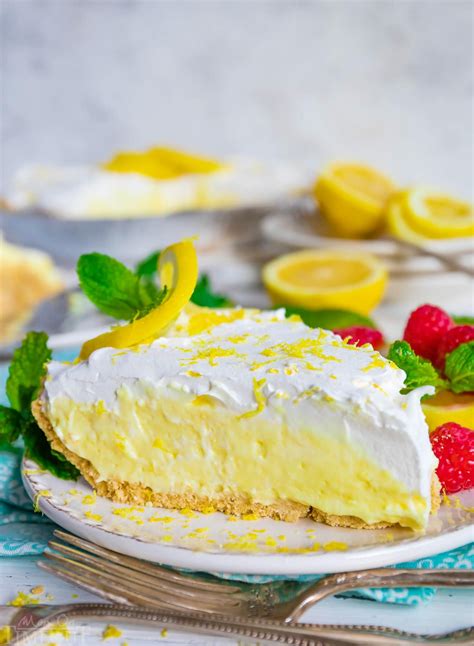 This Easy No Bake Lemon Pie Is Perfect For Hot Summer Days Loaded With