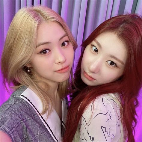 Chaeryeong Ryujin Itzy Selca Icon Pfp Kpop Itzy Kpop Christmas Icons