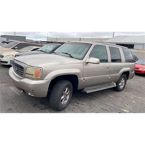 1999 Cadillac Escalade