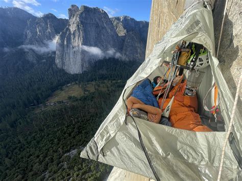 Paralyzed Man Climbs Yosemites El Capitan With Only His Arms Los