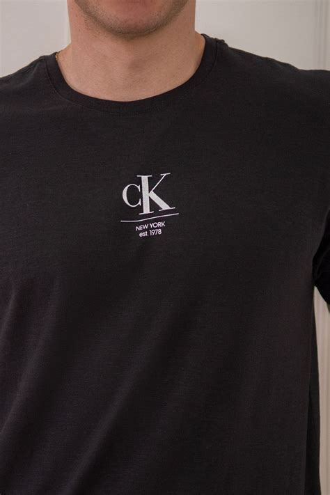 Camiseta Mc Calvin Klein Jeans Logo Comprar Online Pir Mide Center