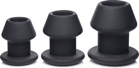 XR Brands Gape Grommets Hollow Anal Dilator Set Black Bol