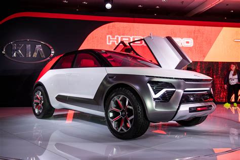 Hot and spicy: Kia serves up Habaniro electric crossover concept in New ...