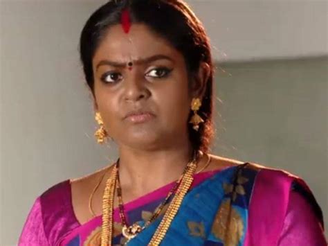 Karthika Deepam Written Update May 17 2019 Deepa Tries To Learn The