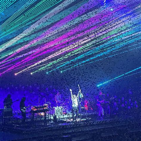 We need Live Versions Vol. 2! 🙏 : r/TameImpala