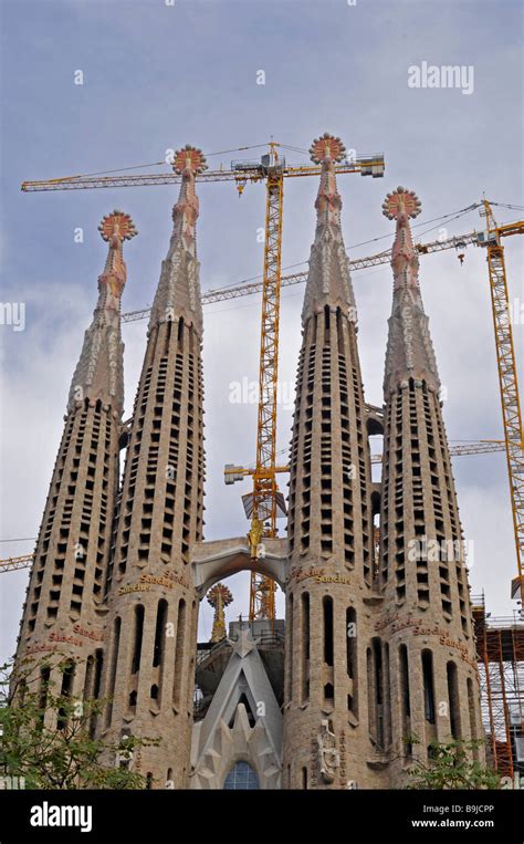 La Iglesia de La Sagrada Familia obra del arquitecto Antoni Gaudí