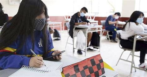 Clases Presenciales En Perú ¿el Uso Del Uniforme Escolar Es