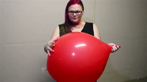 Big Red Punch Balloon Cig Popping In Public Youtube