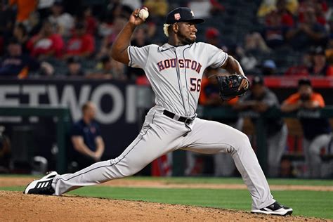 Astros Reliever Ronel Blancos Unlikely Journey From Washing Cars To