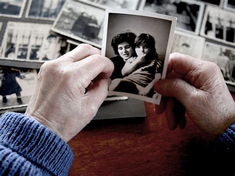 Making A Memory Book For A Person With Dementia