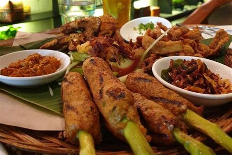 Warisan Rasa Khas Bali Delapan Kuliner Legendaris Yang Menggugah