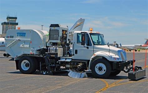 Tymco Sweeper Model Hsp Airport Runway Sweeper Mid Atlantic