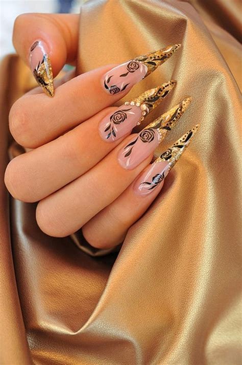 Glowing Golden Nail Designs For Pretty Designs