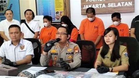 Polisi Tangkap Penyelenggara Acara Pesta Seks Di Jakarta Selatan