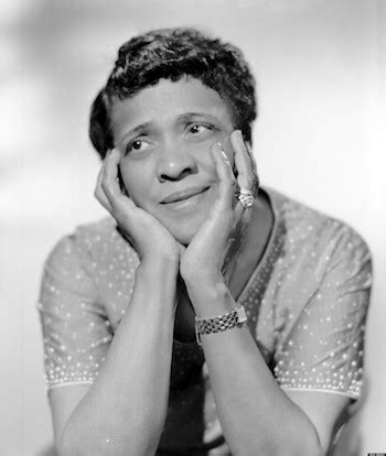 Mom's Mabley, Vaudeville, and Comic Artist born - African American Registry