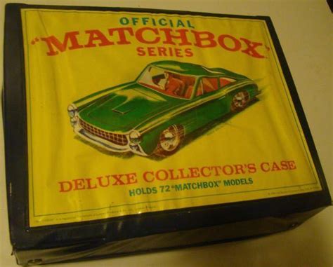 Vintage Official Matchbox Deluxe Collector S Case W Cars And