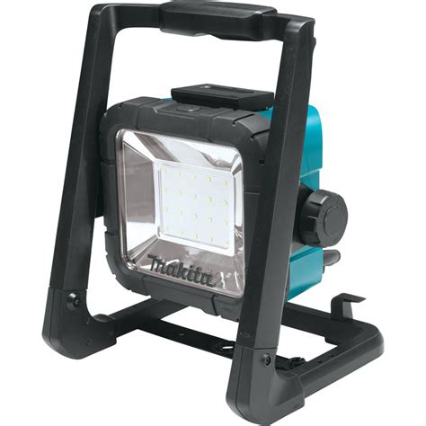 Makita Dml805 18v Lxt Lithium Ion Cordless Corded L E D Flood Light Bare Tool Ebay