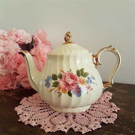 Queenie Parker Blog Teapot With Purple Flowers Rare Sadler Clematis